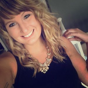 Meet your Posher, Megan